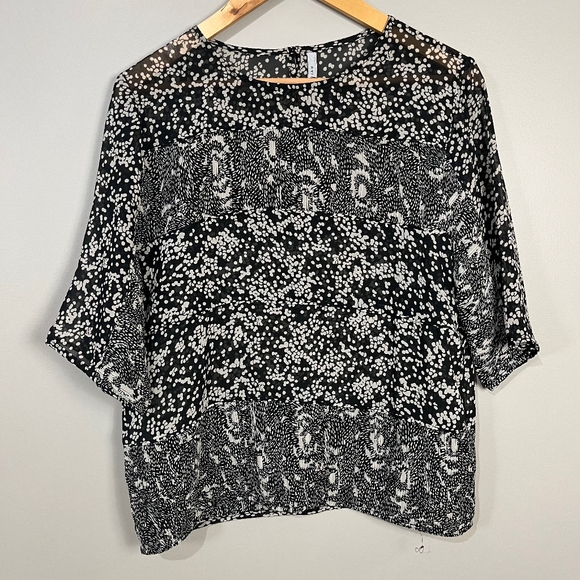 Walter Baker short sleeve blouse - Picture 3 of 6